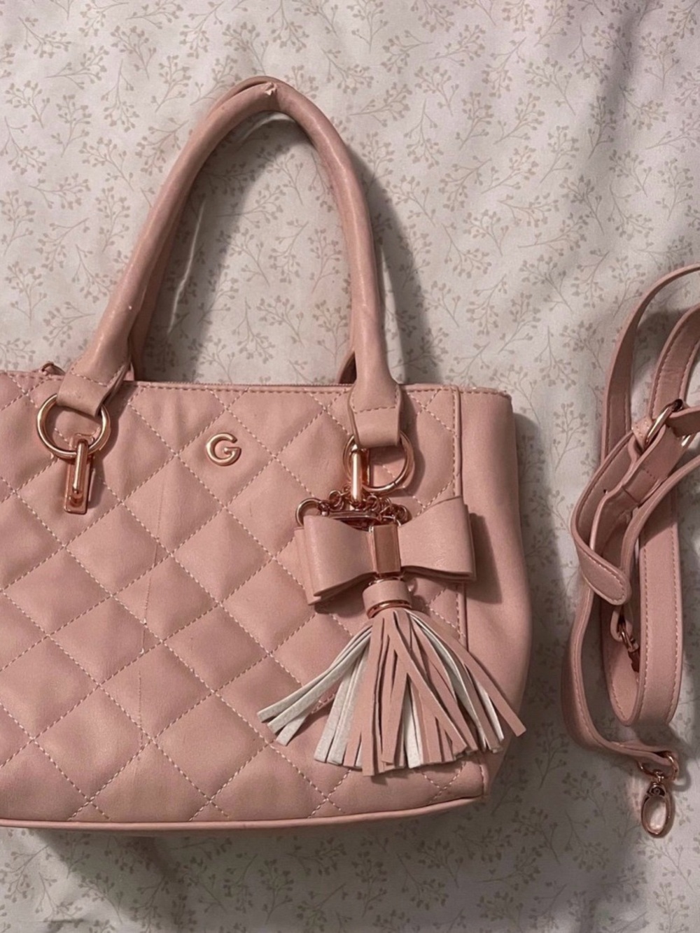GUESS Quilted Hand Bag in Blush Pink